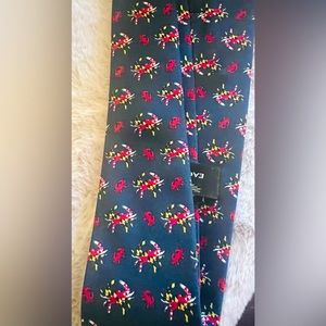 Navy blue with Maryland crabs Necktie.